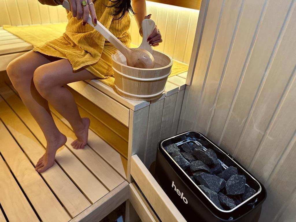 Jacuzzi Loft & Sauna Sanctuary Katowice